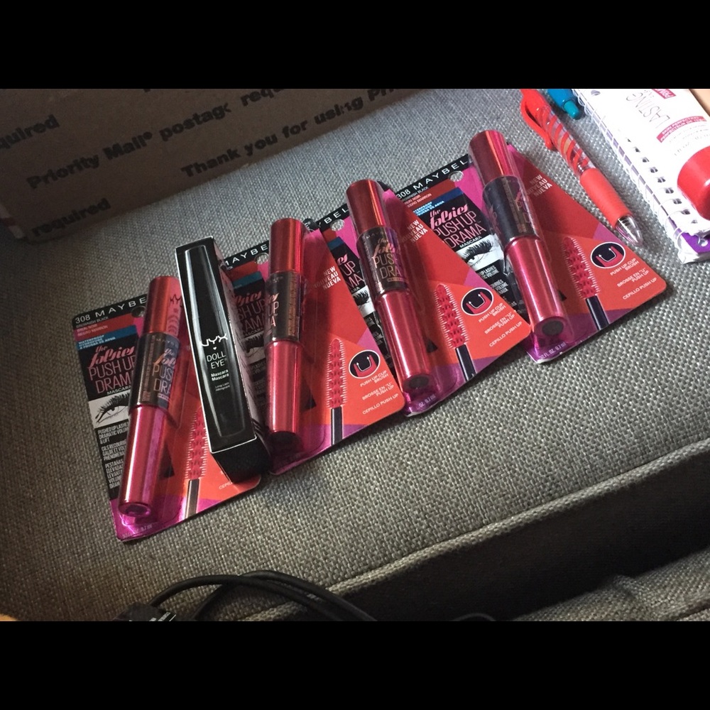 Maybelline Mascara